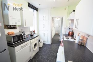 Kitchen- click for photo gallery